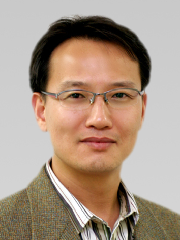 임종필 행정실장